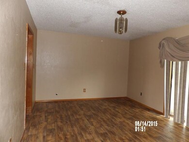 1815 W Rosa St, Shawnee, OK 74804 - photo 6