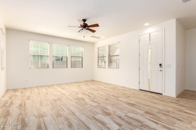 5745 W Warner St, Phoenix, AZ 85043 - photo 7