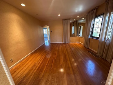 3324 N Sterling Way, Cincinnati, OH 45209 - photo 3