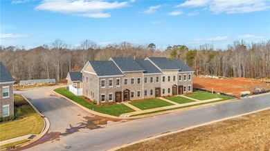 2111 24th Street Lane Sortheast, Hickory, NC 28602 - photo 4