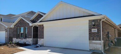 10609 Potawatomi Ln, Fort Worth, TX 76179 - photo 3