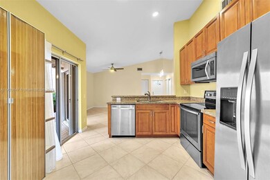 1271 Seagrape Cir, Weston, FL 33326 - photo 6