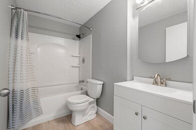 175 Willard St unit 26, Lowell, MA 01850 - photo 4