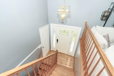 3870 Windjammer Ln, Hanover Park, IL 60133 - photo 2