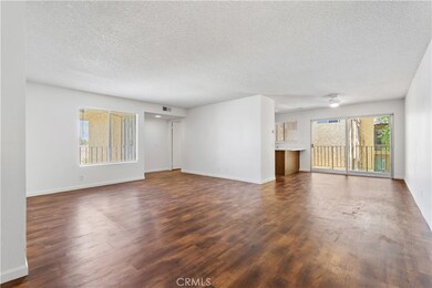 42935 15th St W unit 10, Lancaster, CA 93534 - photo 5