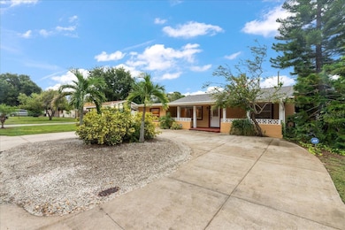 5390 48th Ave N, Saint Petersburg, FL 33709 - photo 2