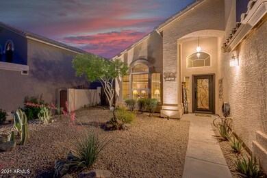2407 E Taxidea Way