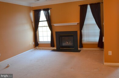 25280 Lake Shore Square unit 202, Chantilly, VA 20152 - photo 3