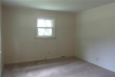 15' x 12' Living Room, new carpet