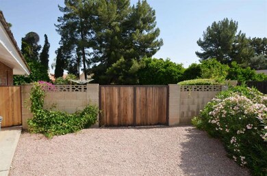 RV Gate