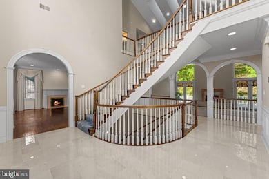 8709 Crider Brook Way, Potomac, MD 20854 - photo 6