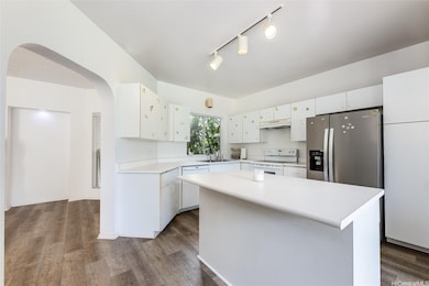 Photo taken in 2024-different furnishing