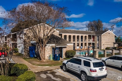 480 W Parker Rd unit 53, Houston, TX 77091 - photo 2