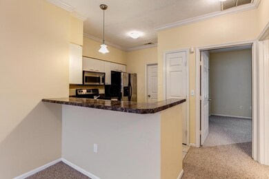 Kitchen - Breakfast Bar