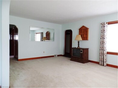 Spacious Living Room .....