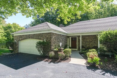 004-Front_View-3247567-medium