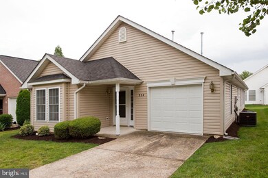 934 Barksdale Ln, Winchester, VA 22601 - photo 2