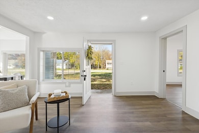 528 Lincoln Rd, Otsego, MI 49078 - photo 7