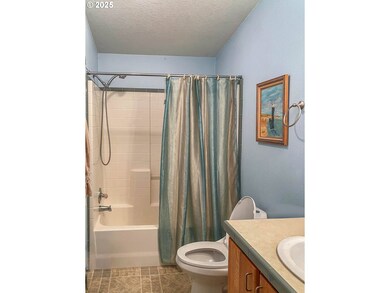 2965 Cavitt Creek Rd, Glide, OR 97443 - photo 5