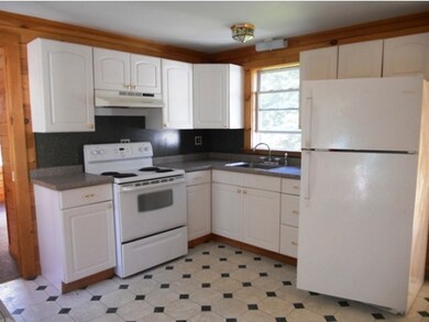 492 E Colebrook Rd, Colebrook, NH 03576 - photo 3