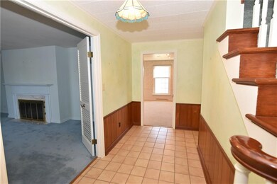 2555 Union St, Columbus, IN 47201 - photo 3