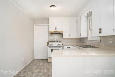 5102 Lewis Rd, Gastonia, NC 28052 - photo 2