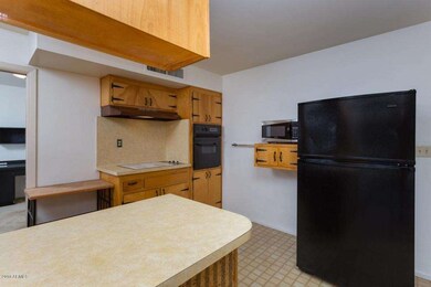 Kitchen (2)
