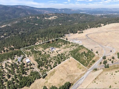 8907 S Wild Hare Ln unit 8905 S Wild Hare Ln, Mica, WA 99023 - photo 3