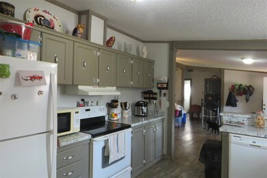 2108 Dove Ln, Cleburne, TX 76031 - photo 3