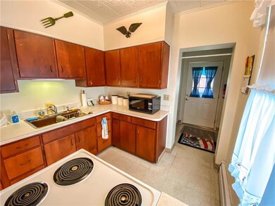 1346 W Gordon St, Allentown, PA 18102 - photo 7