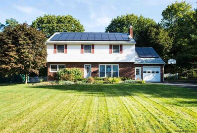 16 Friar Tuck Rd, Albany, NY 12203 - photo 2