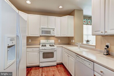 6584 Alderwood Way, Gainesville, VA 20155 - photo 5