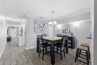 429 Kensington Lake Cir, Brandon, FL 33511 - photo 7