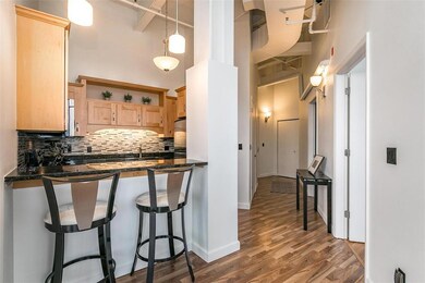 Cozy breakfast bar