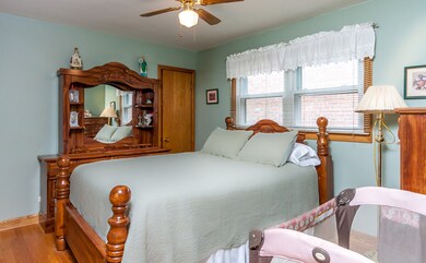 6336 S Laporte Ave, Chicago, IL 60638 - photo 4