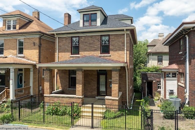 227 Hagans St, Morgantown, WV 26501 - photo 4