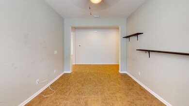 93-Quartz-Pl-Unfurnished(4)