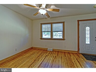 507 Whitman Dr, Blackwood, NJ 08012 - photo 7