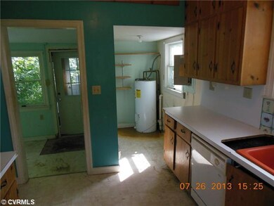 Kitchen - Kitchen - View 2