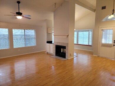 8610 Lake Crystal Dr, Houston, TX 77095 - photo 3