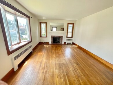 12 Freeborn St, Newport, RI 02840 - photo 6