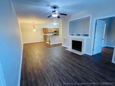 612 Marshtree Ln unit 201, Fayetteville, NC 28314 - photo 7