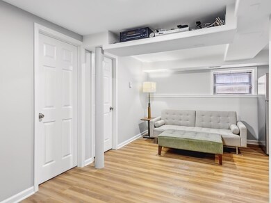 2112 N Sawyer Ave unit I, Chicago, IL 60647 - photo 7