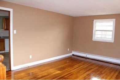 8 Bond St, Spencer, MA 01562 - photo 4