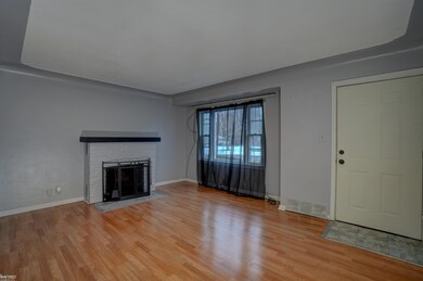 5302 Susan St, Flint, MI 48505 - photo 4