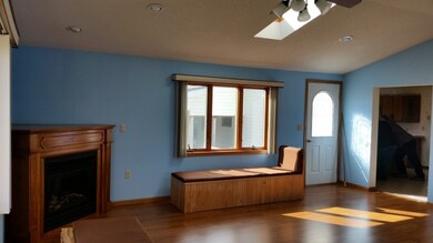 143 East St, Potosi, WI 53820 - photo 3