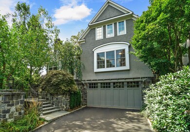 340 Valley Rd unit 10, Cos Cob, CT 06807 - photo 3