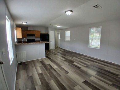 1400 Banana Rd unit 47, Lakeland, FL 33810 - photo 2