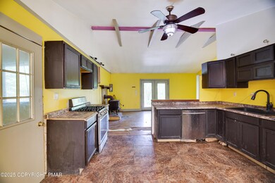 218 Vista Rd, Cresco, PA 18326 - photo 5