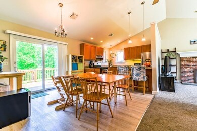 11 Strong St, Easthampton, MA 01027 - photo 4